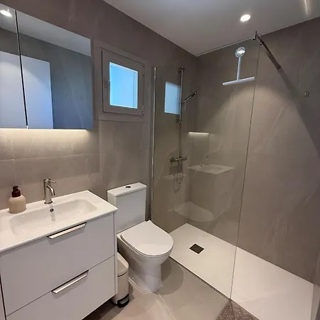 Sunny Kapparis Penthouse - Near - Terrace Daire