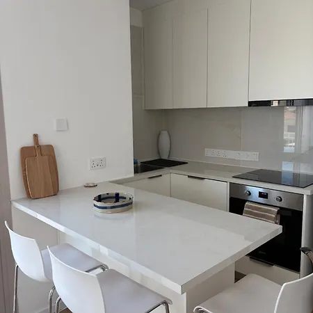 Sunny Kapparis Penthouse - Near - Terrace Daire